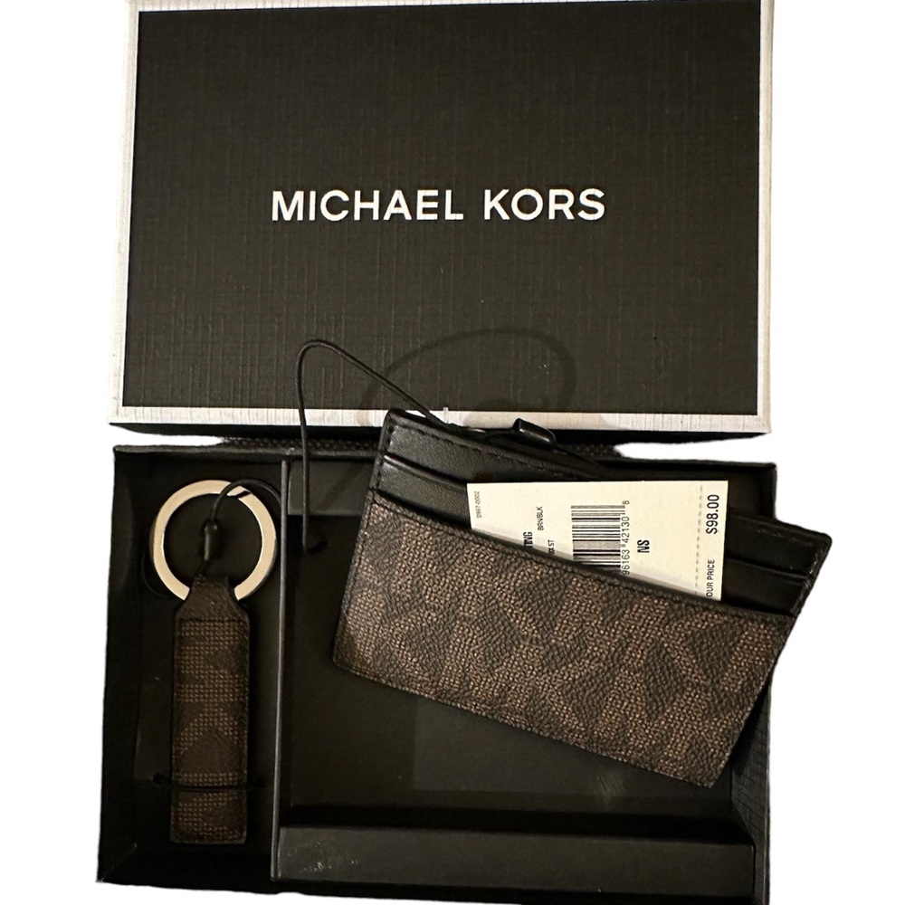 NWT Michael Kors Leather Wallet/Card Case & Key Ring Set
